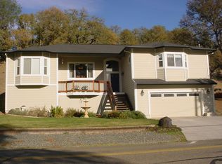 19602 Mountain Mdw N, Hidden Valley Lake, CA 95467