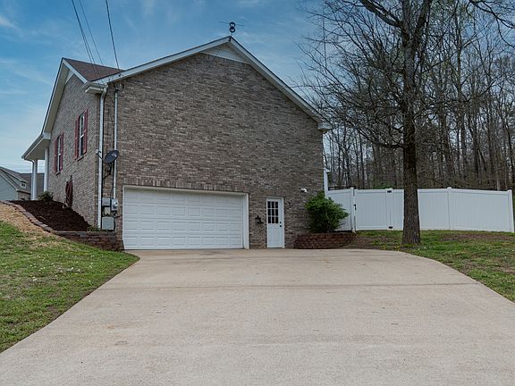 3rd image of 1234 Cottonwood Dr