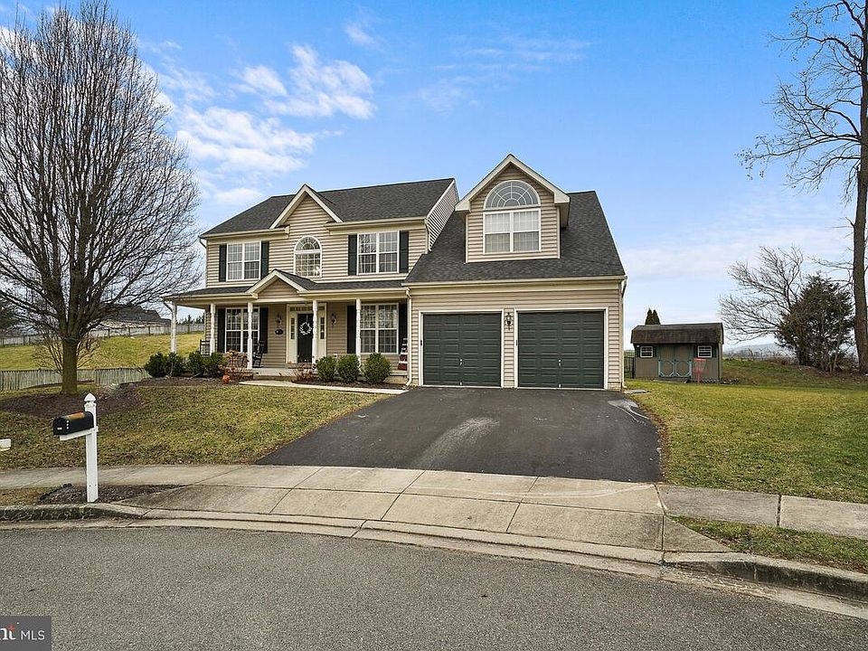 1st image of 904 Brookridge Dr