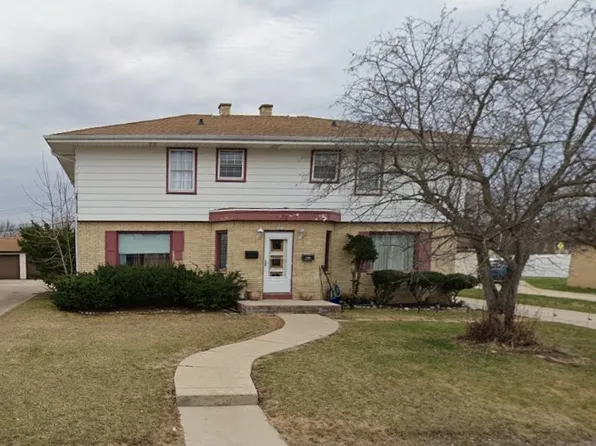 7221 W Tripoli Ave E, Milwaukee, WI 53220