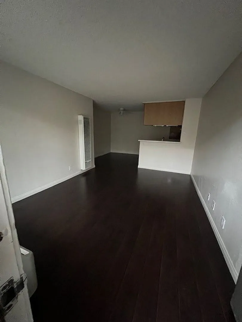 37FH — Photo 2