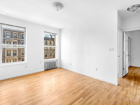 4th image of 851 W End Ave #5J