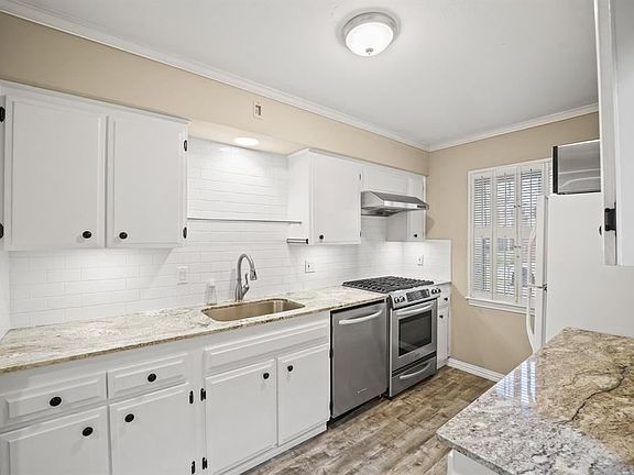 3rd image of 6128 Briar Town Ln #43