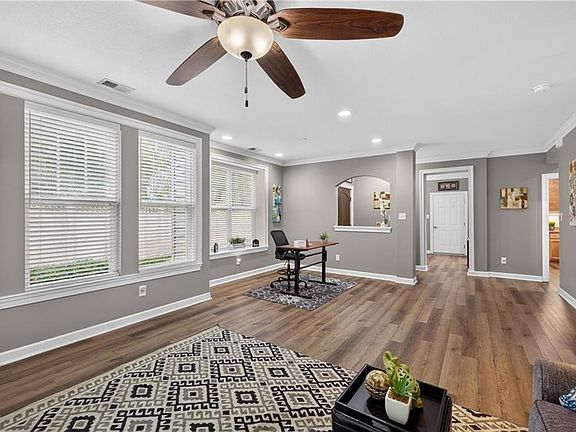 3rd image of 5589 Frog Pond Ln