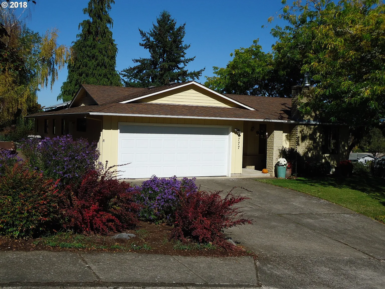 1777 W 24th Ave photo 1