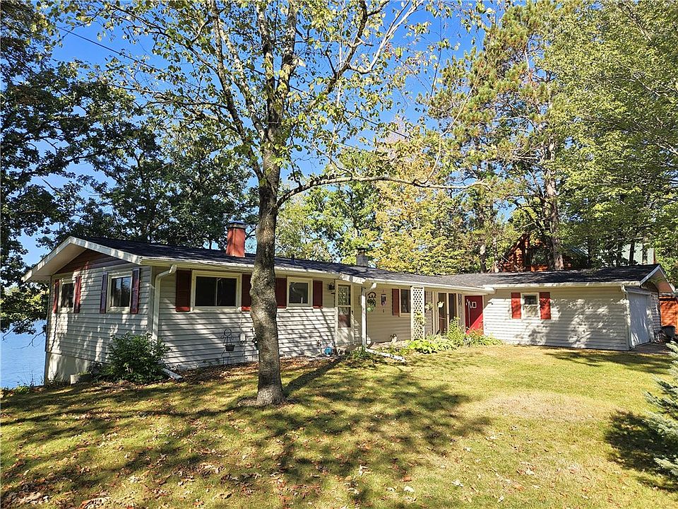1st image of 904 Colan Boulevard