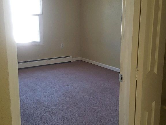 5th image of 1542 Front St APT 10