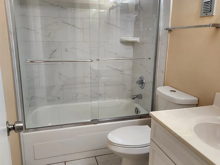 5820 N Church Ave #311 — Photo 21