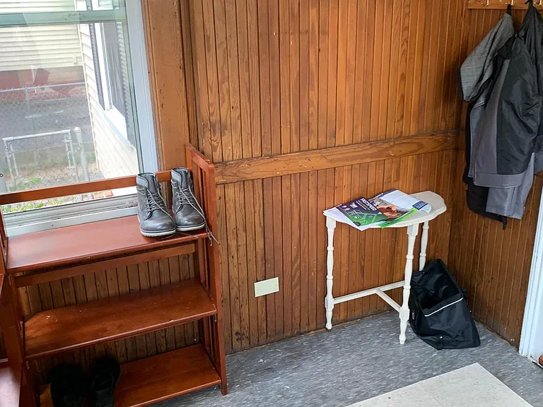 8 Perry St — Photo 17