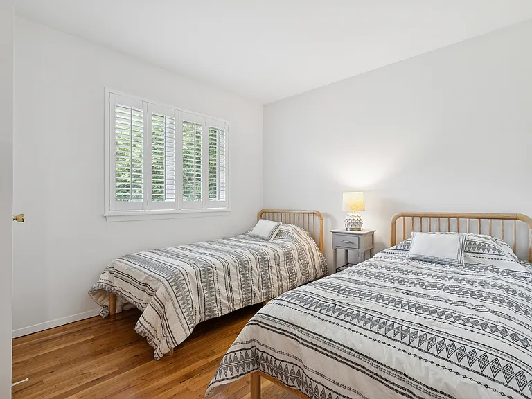 4 Morris Ct — Photo 14