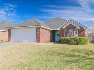 2613 Persimmon St, Springdale, AR 72764