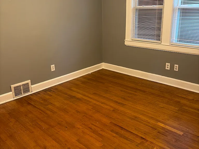 155 Hope Ave — Photo 5