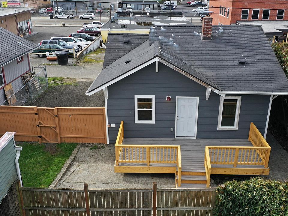 1st image of 3710 Tacoma Ave S