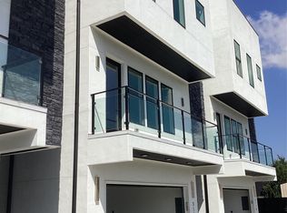 3116 Clay St, Houston, TX 77003