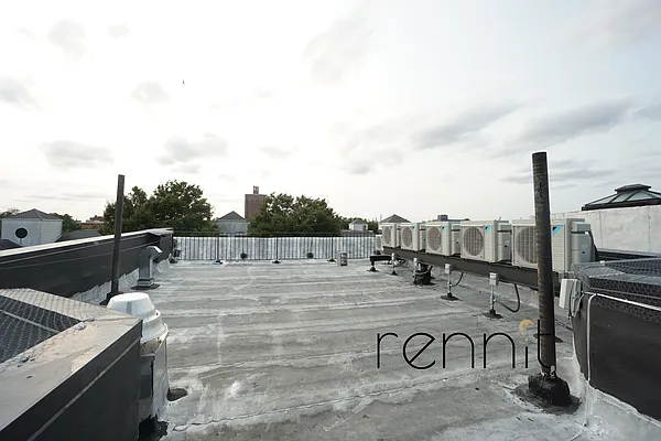 Rented by Rennit Inc. | media 9