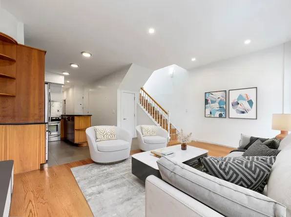 324 Spring Street image 3 of 7