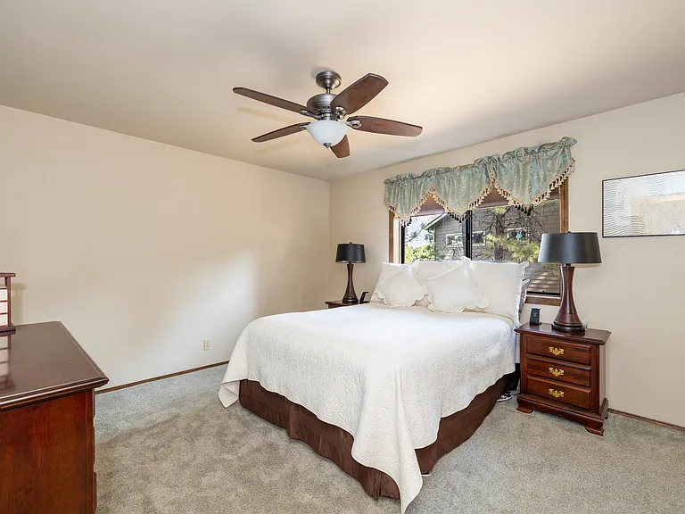 1801 N Mariposa Rd — Photo 5