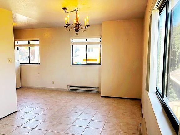 4th image of 529 Miller Ave APT 4