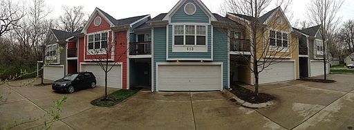 3rd image of 609 West St