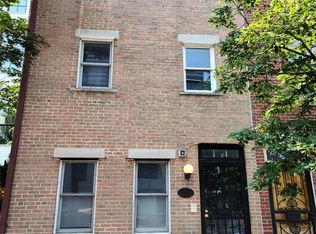 2532 Pine St, Philadelphia, PA 19103