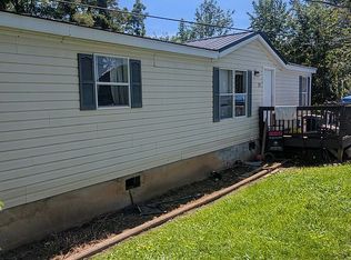 21 Lisa Dr, Canton, NC 28716