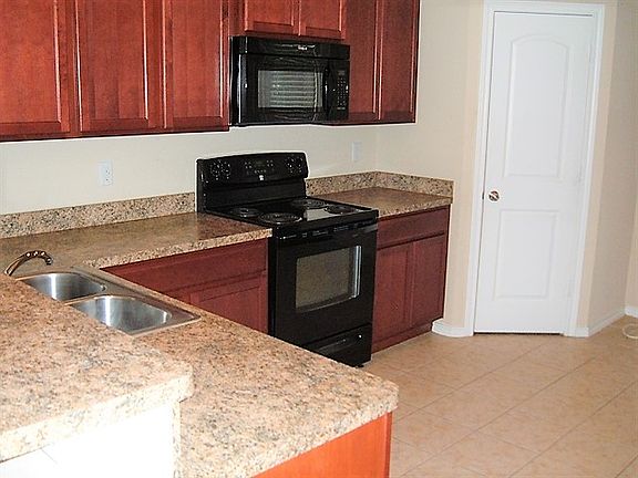 5th image of 5440 Grenada Dr