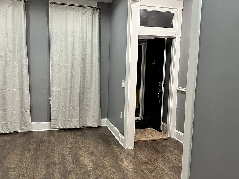 2204 Clifton Ave #1 — Photo 3