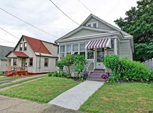 821 Raymond St, Schenectady, NY 12308