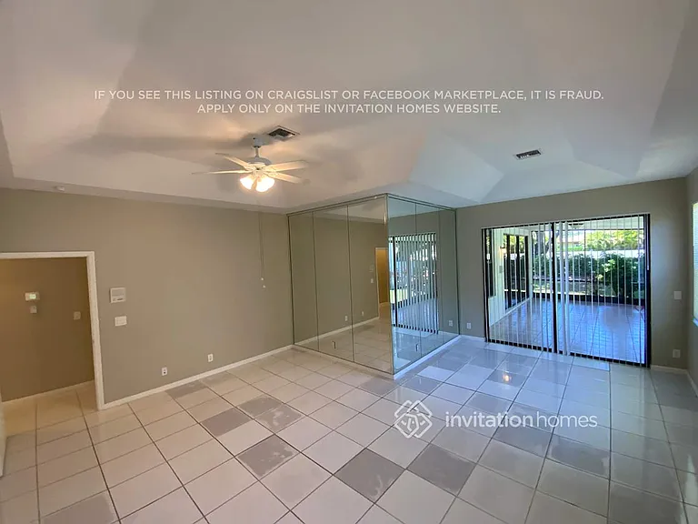10213 Lexington Lakes Blvd N — Photo 4