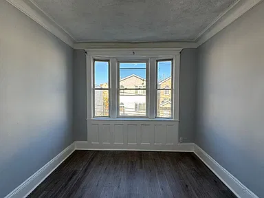351 Forrest #2L — photo 3 of 9