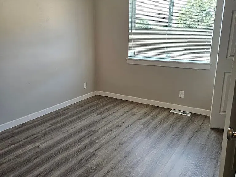 1011 Pirate Cove Dr — Photo 10