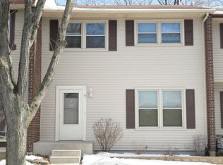 5 E Washington Ct, Plainfield, IL 60544