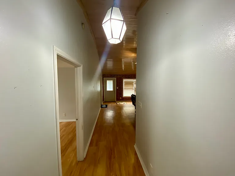 1003 Sea Secret St — Photo 2