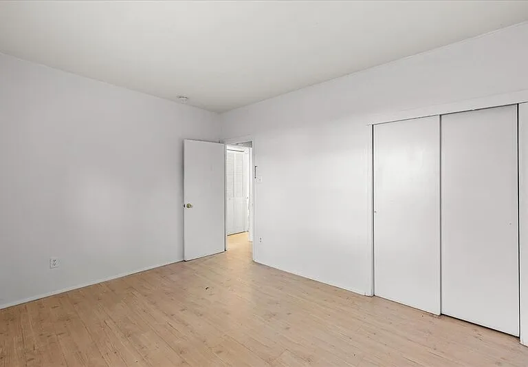 28 Crescent Dr — Photo 18