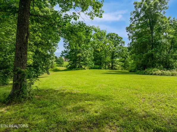 1502 Brahman Ln, Seymour, TN 37865
