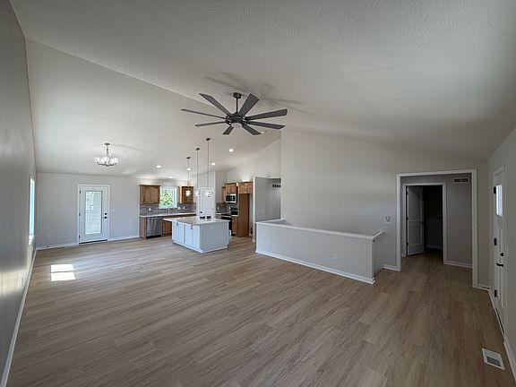 4th image of 8111 Kallum Dr