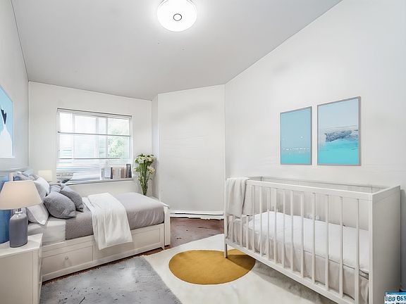 3rd image of 12739 72nd Ave #303