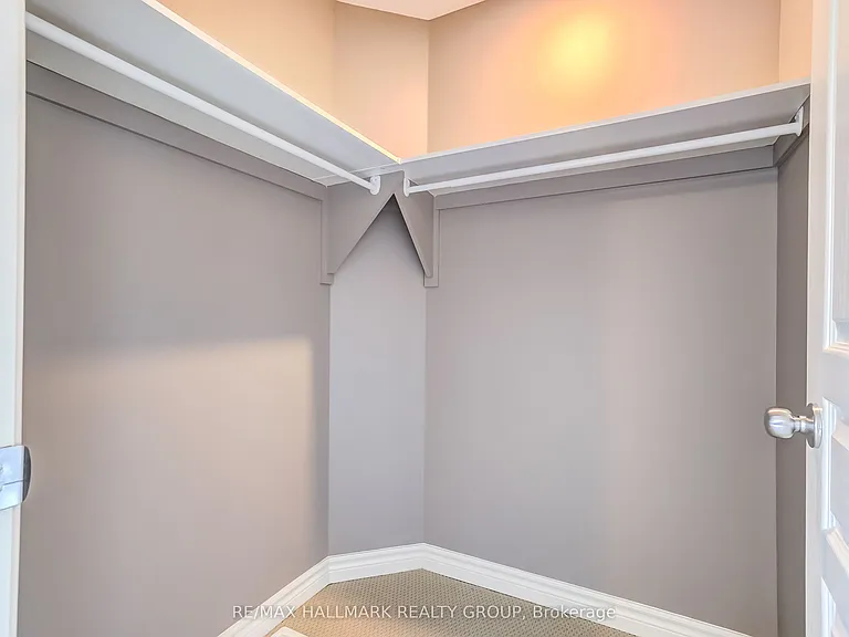 1110 Beckett Cres — Photo 29