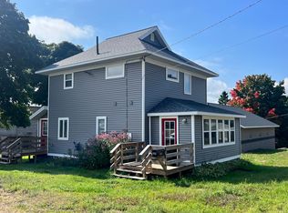 1112 Ingot St, Hancock, MI 49930