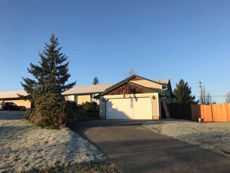 1st image of 8706 68th Ave NE