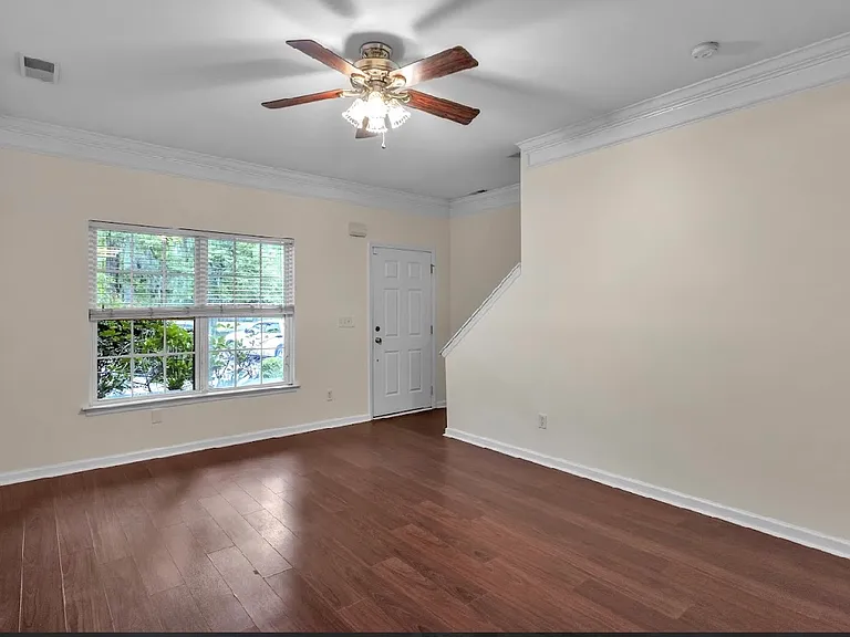 203 Twin Tree Dr — Photo 7
