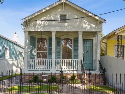 627 Napoleon Ave, New Orleans, LA, 70115