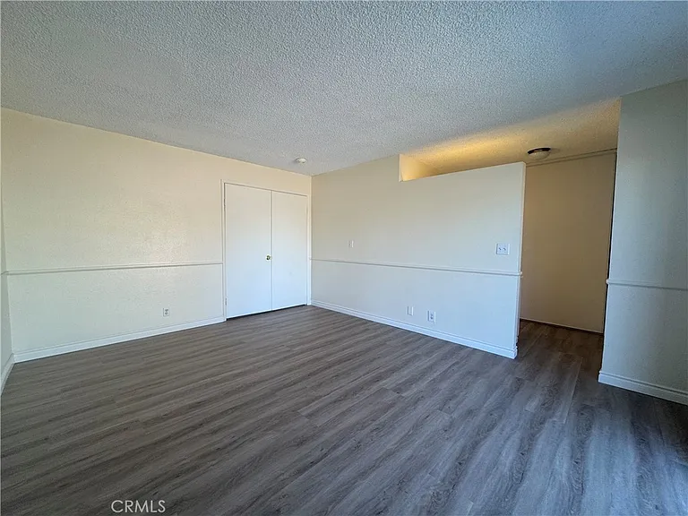 974 N Darfield Ave — Photo 13