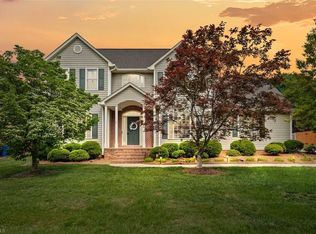 608 Driftwood Dr, Gibsonville, NC 27249