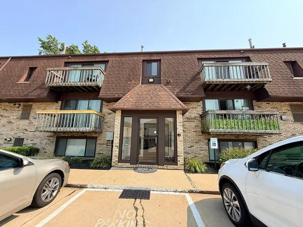 N. Marginal, 31400 N Marginal Rd #A7, Eastlake, OH 44095