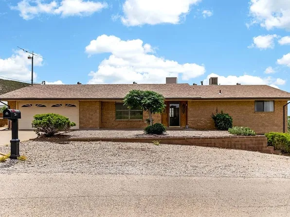3328 Thunder Rd, Alamogordo, NM 88310