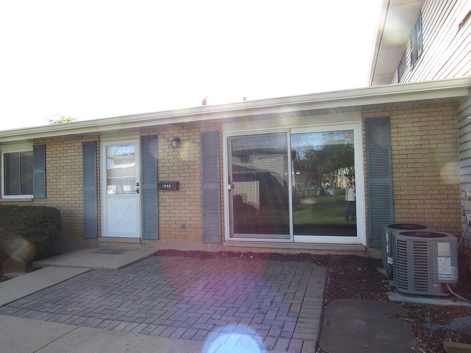 1st image of 1027 Quanset Ct #0