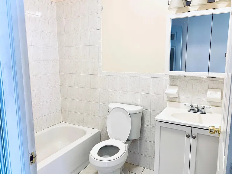 62 Virginia Ave #2 — Photo 9