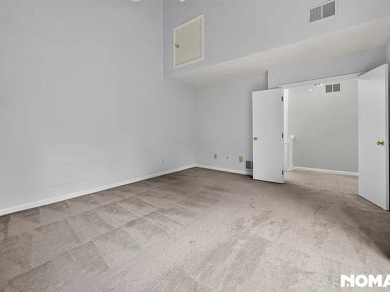 9 Voyagers Ln — Photo 25