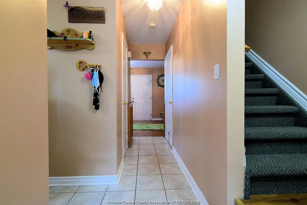 3 bed, 3.0 bath, $1,945 — Photo 4